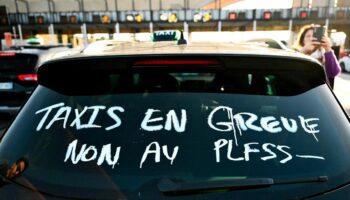 Blocages, opérations escargot… pourquoi les taxis manifestent partout en France