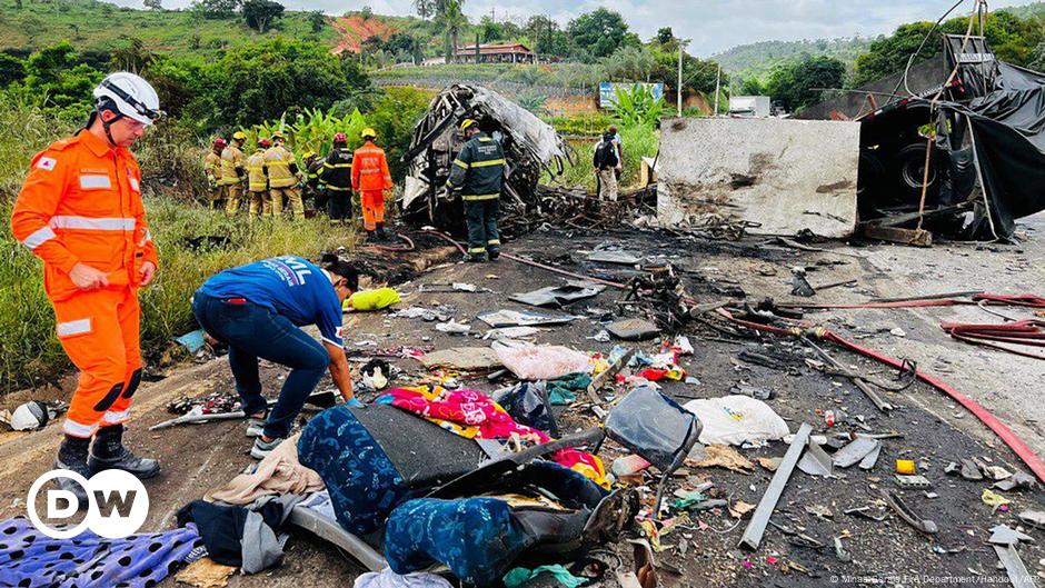 Brazil: Bus collides with truck, leaving over 30 dead