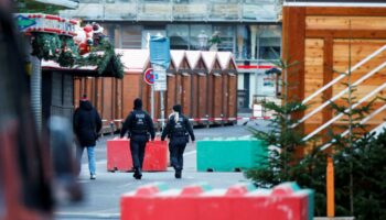 «C’est inimaginable et effrayant» : l’émotion dans les rues de Magdebourg après l’attaque du marché de Noël