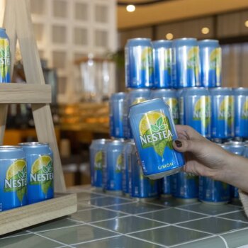 Coca Cola le recuerda a Nestlé, después de anunciar su acuerdo con Damm, que es la propietaria de la fórmula original del Nestea