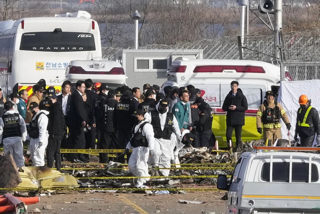 Corea del Sur comienza a entregar los cuerpos de las víctimas de su peor accidente aéreo