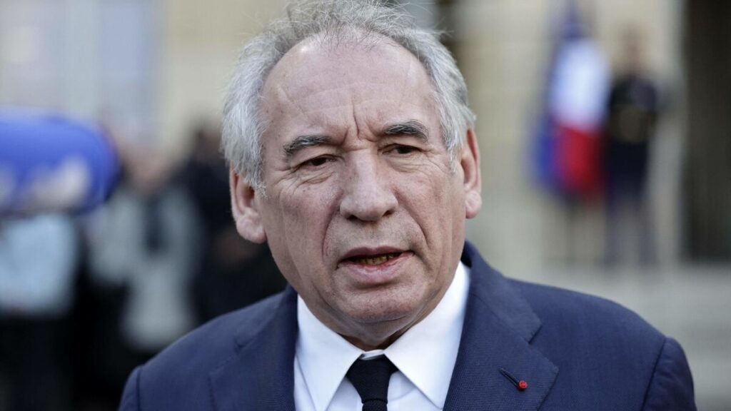 Cyclone Chido : arrivé sur place, François Bayrou annonce un plan « Mayotte debout »