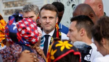 DIRECT. Mayotte : Macron poursuit sa visite de l'archipel en proie à la colère des Mahorais