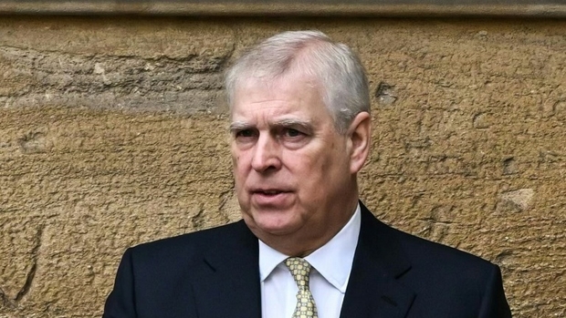 Déjà paria de la famille royale: Le prince Andrew au cœur d'un nouveau scandale embarrassant