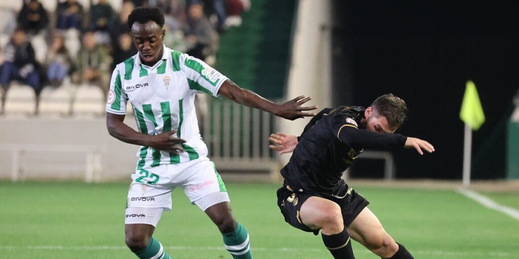 Diarra regresa con la camiseta del Tenerife al Arcángel para enfrentarse al Córdoba CF