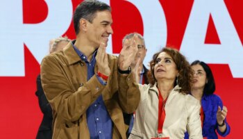 El PSOE andaluz intenta evitar una guerra interna: posterga la elección del candidato a la Junta, a la espera de María Jesús Montero