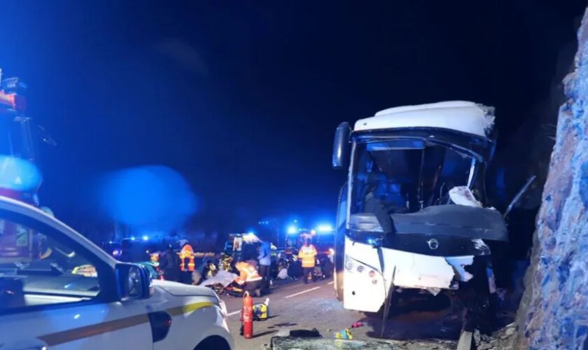 El bus de Hospitalet siniestrado en Francia: un «sube y baja» a Andorra organizado por una empresa sin licencia «desde hace años»