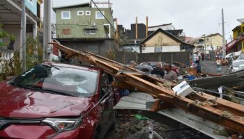 En direct, cyclone Chido à Mayotte : les secours cherchent toujours des victimes