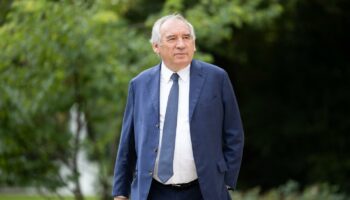 Entre François Bayrou et la droite, une relation conflictuelle