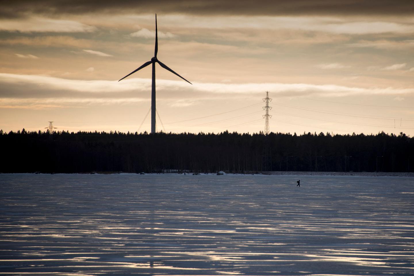 Eolien : « les rois du pétrole réduisent la voilure »