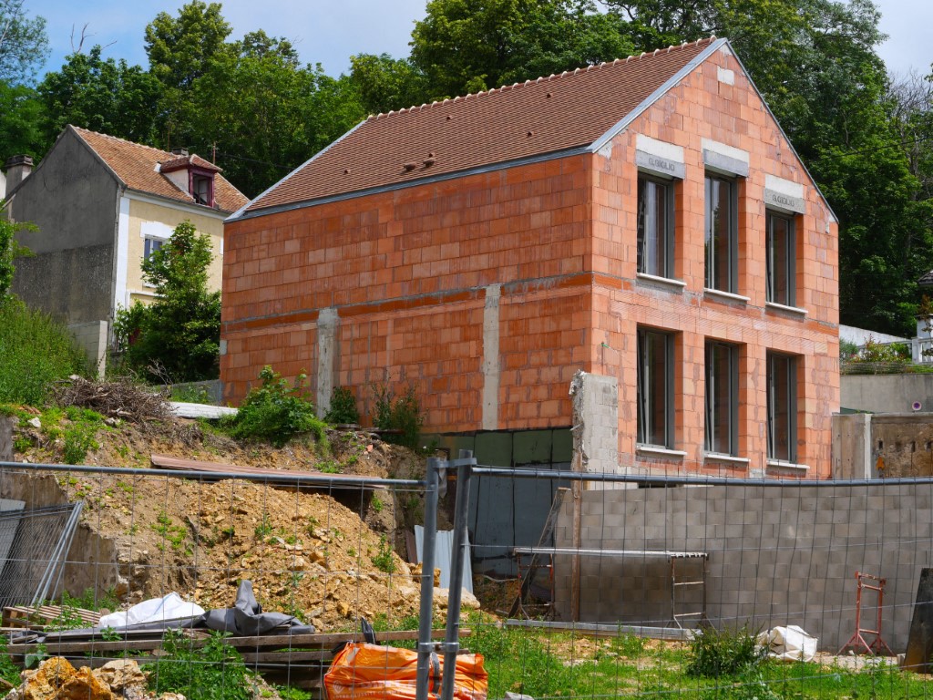 Epargne logement : Le taux d'intérêt du PEL passe sous la barre des 2% en France