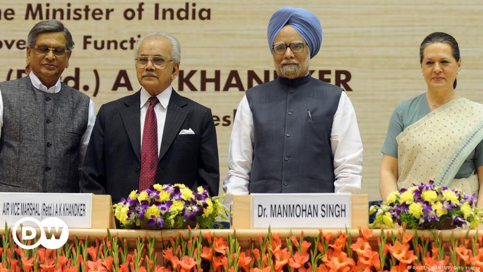 Former Indian PM Manmohan Singh dies, aged 92