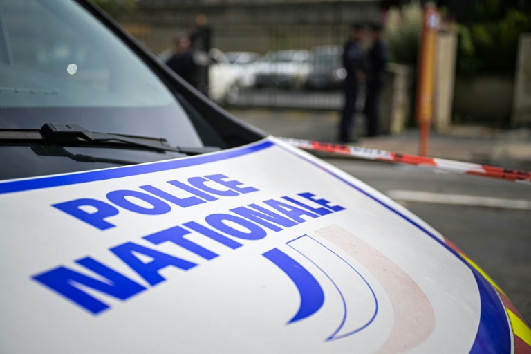 France: Un homme tue cinq personnes puis se rend