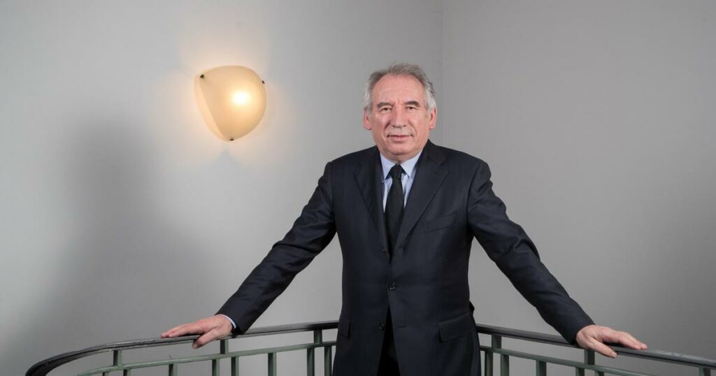 François Bayrou à Matignon, la revanche d’un inlassable centriste