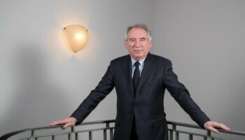 François Bayrou à Matignon, la revanche d’un inlassable centriste