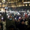 Géorgie: Des milliers de manifestants pro-UE devant le parlement