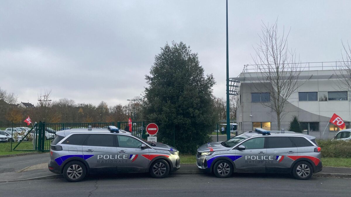 Grève des bus à Cergy-Pontoise : après la fin du blocage, reprise très progressive du trafic sur le réseau