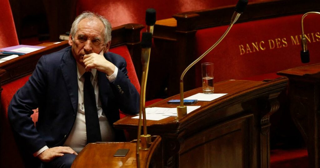 Guillaume Tabard: «François Bayrou, un premier ministre déjà plus fragilisé que Barnier»