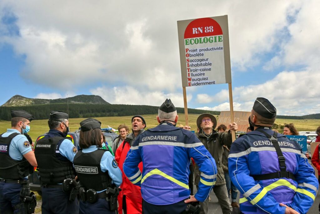 Haute-Loire : audience mitigée pour les opposants au nouveau tracé de la RN 88