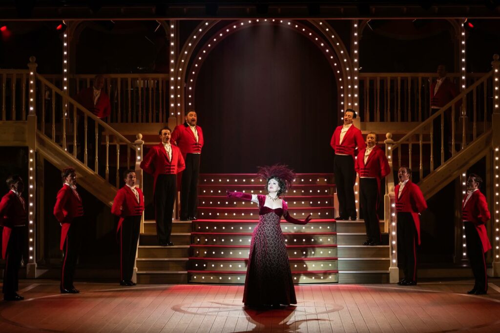 « Hello, Dolly ! » mène la danse dans une ronde mélodique