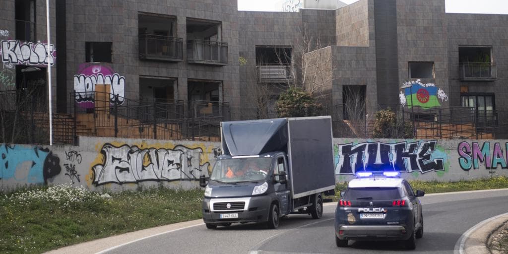 Herido por arma blanca un joven de 27 en el fortín okupa de San Blas