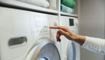 Il devient la première personne à tester tous les programmes de son lave-linge