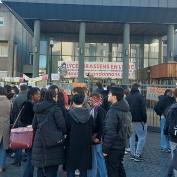 « Il y a urgence sécuritaire et sanitaire » : le lycée Georges-Brassens d’Évry-Courcouronnes toujours en grève