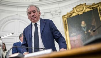 Impôts, déficit, nature du texte... Le grand flou de François Bayrou pour le budget 2025