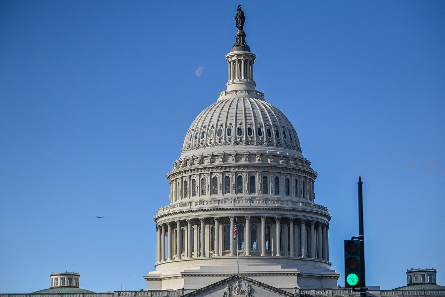 Joe Biden promulgue le texte évitant une paralysie budgétaire aux Etats-Unis