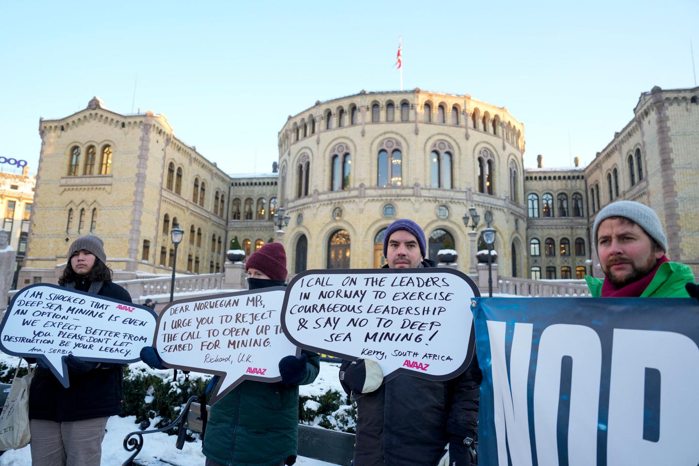 La Norvège suspend pour un an l’exploitation minière des fonds marins