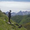 « La Vie d’en haut », sur Ushuaïa TV : dans les Pyrénées, une bergère amie des ours