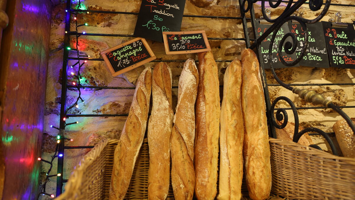 La recette de la baguette française a changé, les boulangeries ont réduit de 25 % le sel dans leurs pains depuis 2015