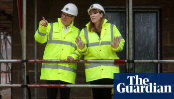 Labour plan for 1.5m new homes is not feasible, housebuilding firm says