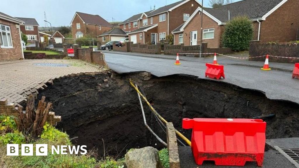 Large sinkhole is still growing - council leader