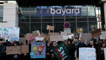 Le groupe Bayard renonce au recrutement d’Alban du Rostu et à sa participation au rachat de l’ESJ Paris