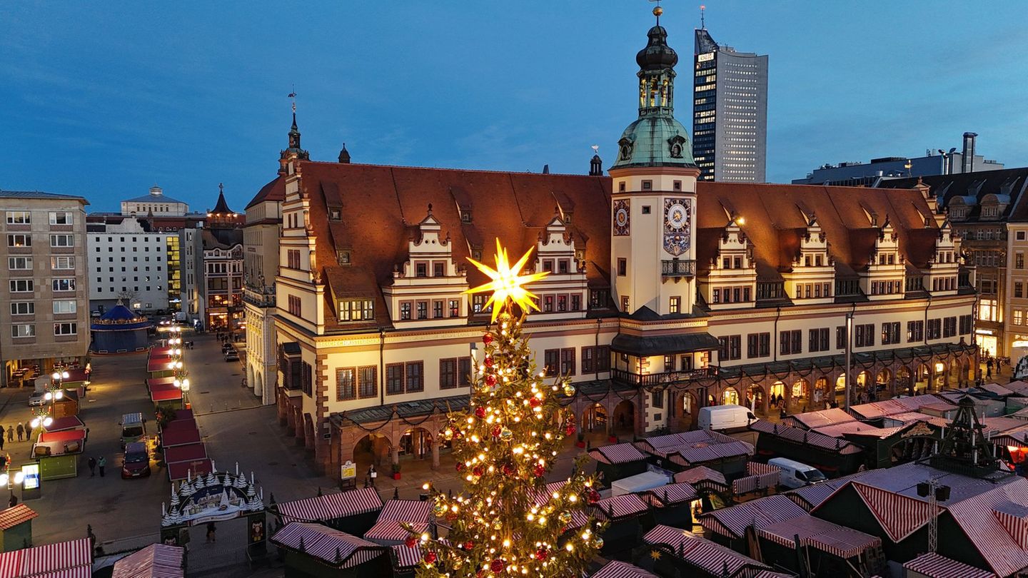 Mehr als zwei Millionen Gäste beim Leipziger Weihnachtsmarkt (Archivbild). Foto: Sebastian Willnow/dpa