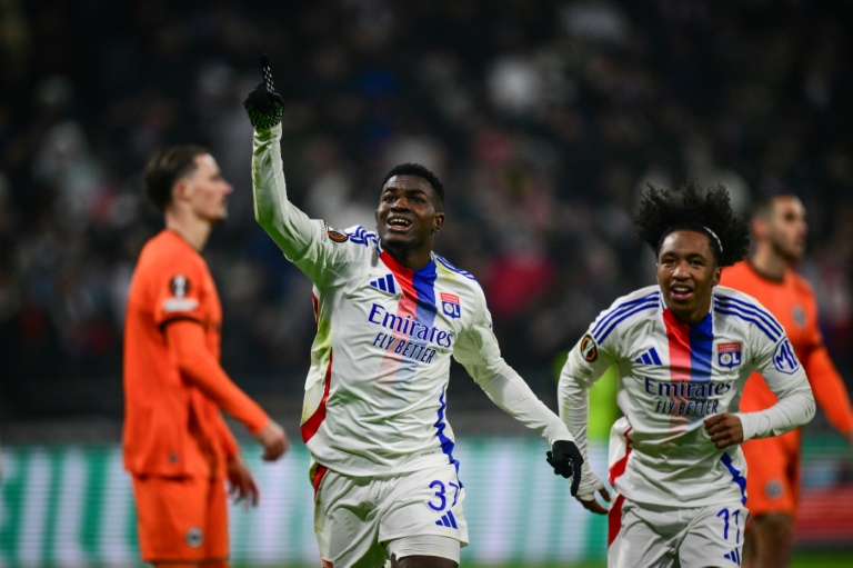 Ligue Europa: Vainqueur de Francfort, Lyon entrevoit les 8e