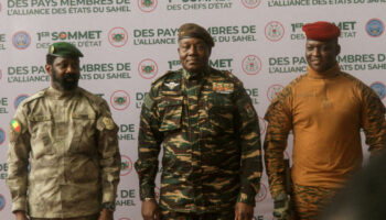 Mali, Niger et Burkina jugent "irréversible" leur retrait prochain de la Cédéao