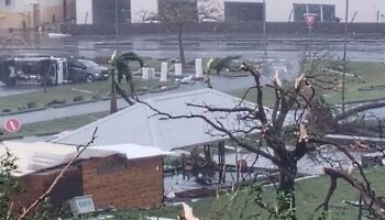 Mayotte : Bruno Retailleau craint un « lourd » bilan humain après le cyclone Chido ; un pont aérien va être déployé depuis La Réunion