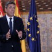 Mazón apela a la "lealtad y la colaboración" entre partidos e instituciones para recuperar Valencia y lanza un mensaje a las víctimas: "No estáis solos"