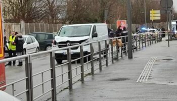 Meudon - Vélizy : une camionnette percute deux piétons sur un passage protégé, un mort et un blessé grave