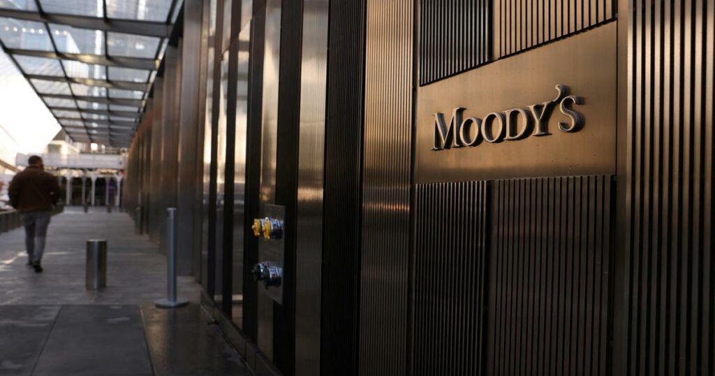 Moody's dégrade la note souveraine de la France d'un cran à Aa3