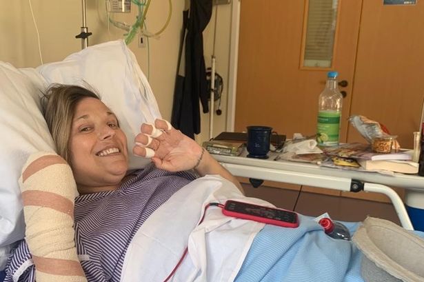 Mum's 'innocuous winter cold' left her hospitalised on Christmas - weeks later she lost her legs