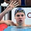 Natation: Léon Marchand et Summer McIntosh élus nageurs de l'année