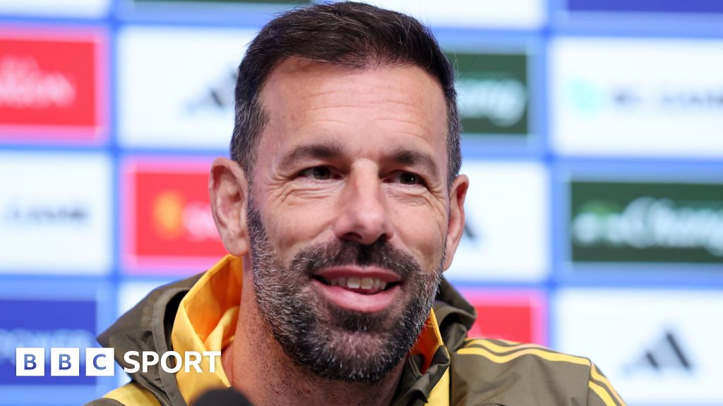 Ruud van Nistelrooy speaking to the media for the first time as Leicester boss on Monday