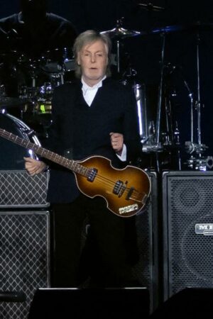 Paul McCartney en majesté à La Défense