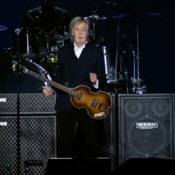 Paul McCartney en majesté à La Défense