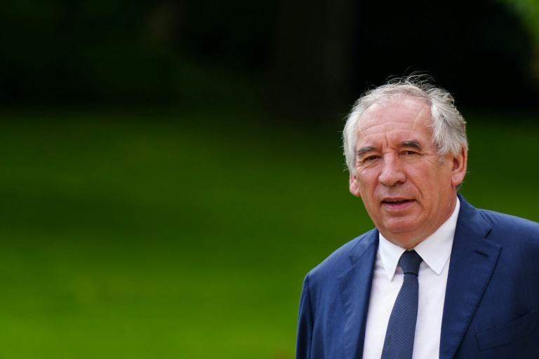 Premier ministre: François Bayrou reçu à l’Élysée ce matin