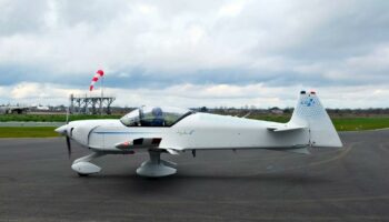 Près de Toulouse, Aura Aero fait décoller son avion biplace 100 % électrique