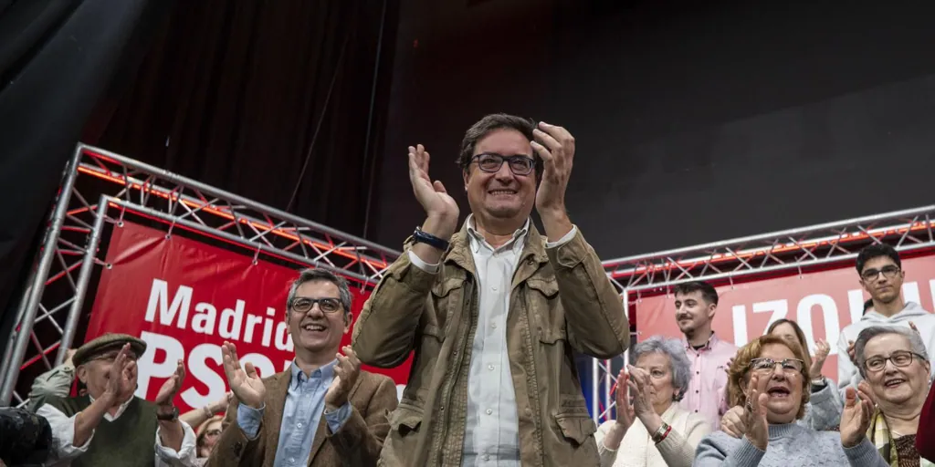 Primera colisión de Óscar López con el PP de Ayuso: «Todo evoluciona, menos el PSOE de Madrid»